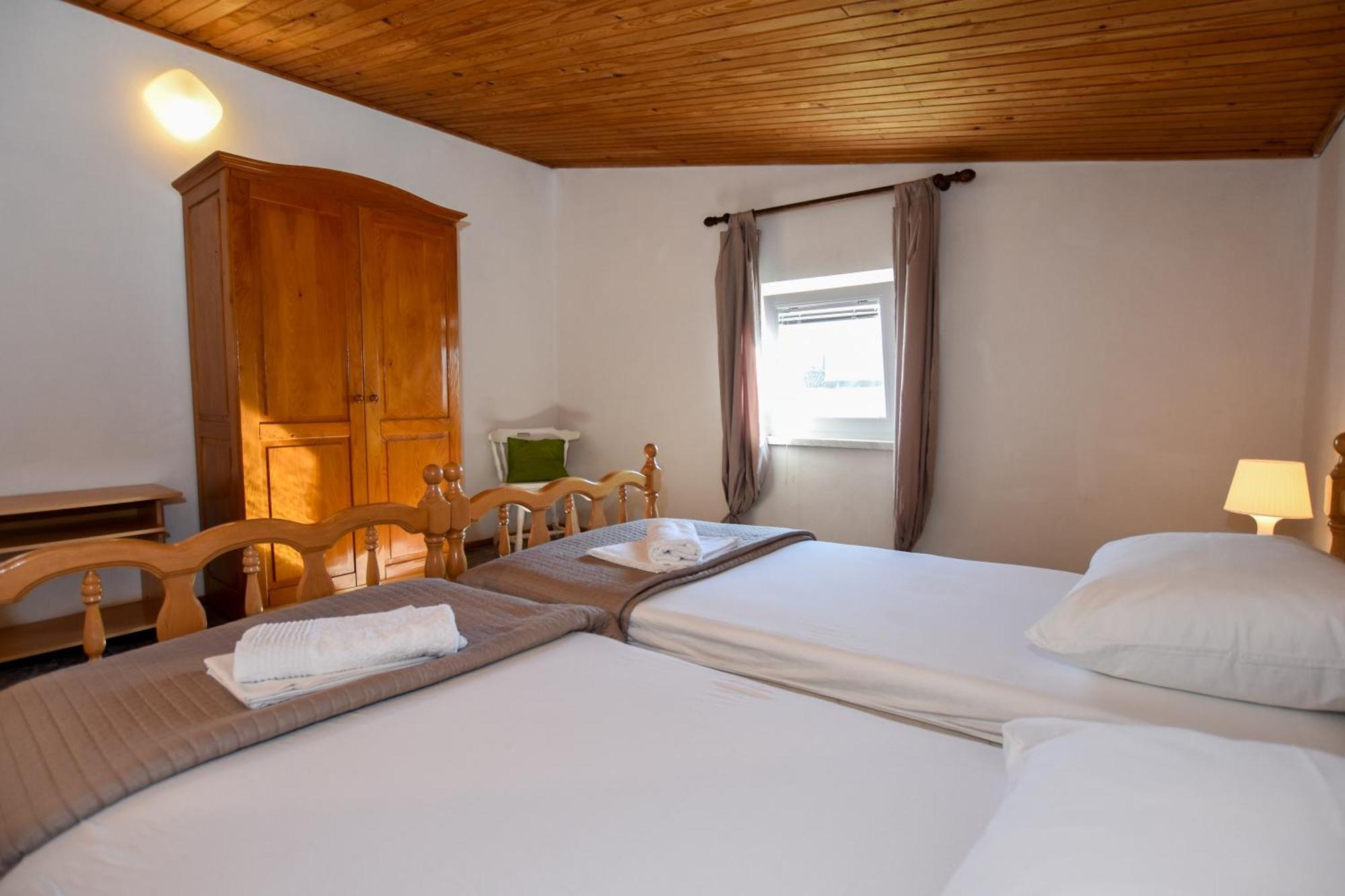 Movo House Apartment Паг Екстериор снимка